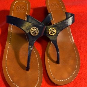 Thong sandal